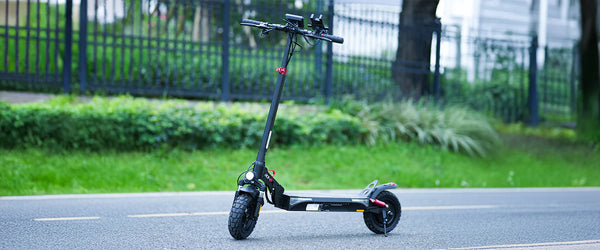 Qu'est-ce que l'accélérateur sur une trottinette électrique ?