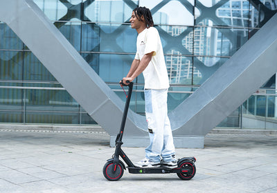 i8 Trottinette Électrique – Trottinette Urbaine Ultra-Légère de 12 kg et Pliable