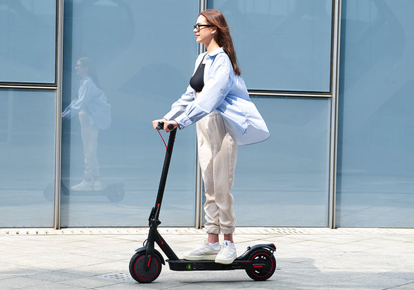 Quelle est la meilleure trottinette électrique à moins de 300 euros ? Guide complet pour bien choisir