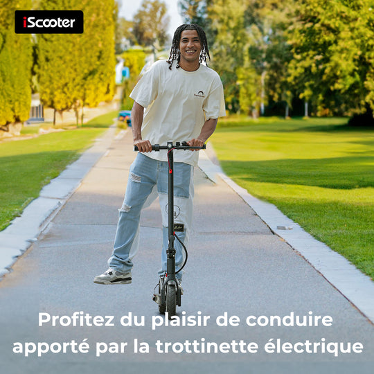 IScooter F7 Trottinette électrique 1000W – 16 Pouces, Pliable, Avec Siège Et APP – Autonomie 50km