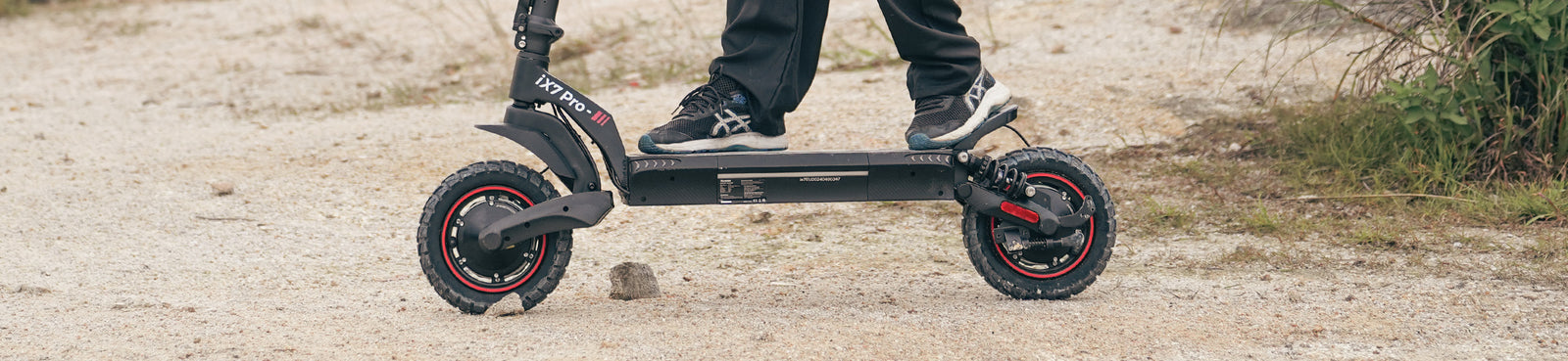 Regardez la vidéo de déballage de l’iScooter iX7Pro